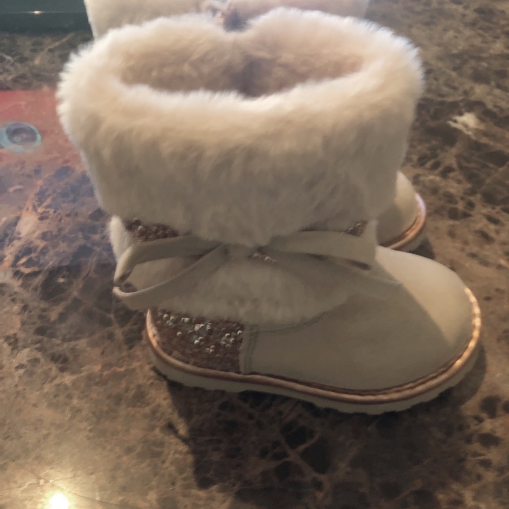 Toddler boots